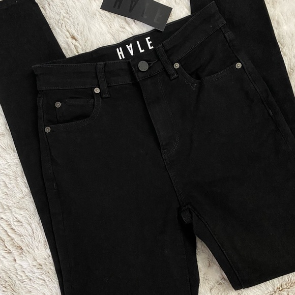 Women High Rise Black Skinny Jeans | HALE Women Skinny Jeans | Skinny Jeans 25 - Picture 3 of 11